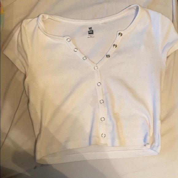 White crop top - Picture 3 of 3